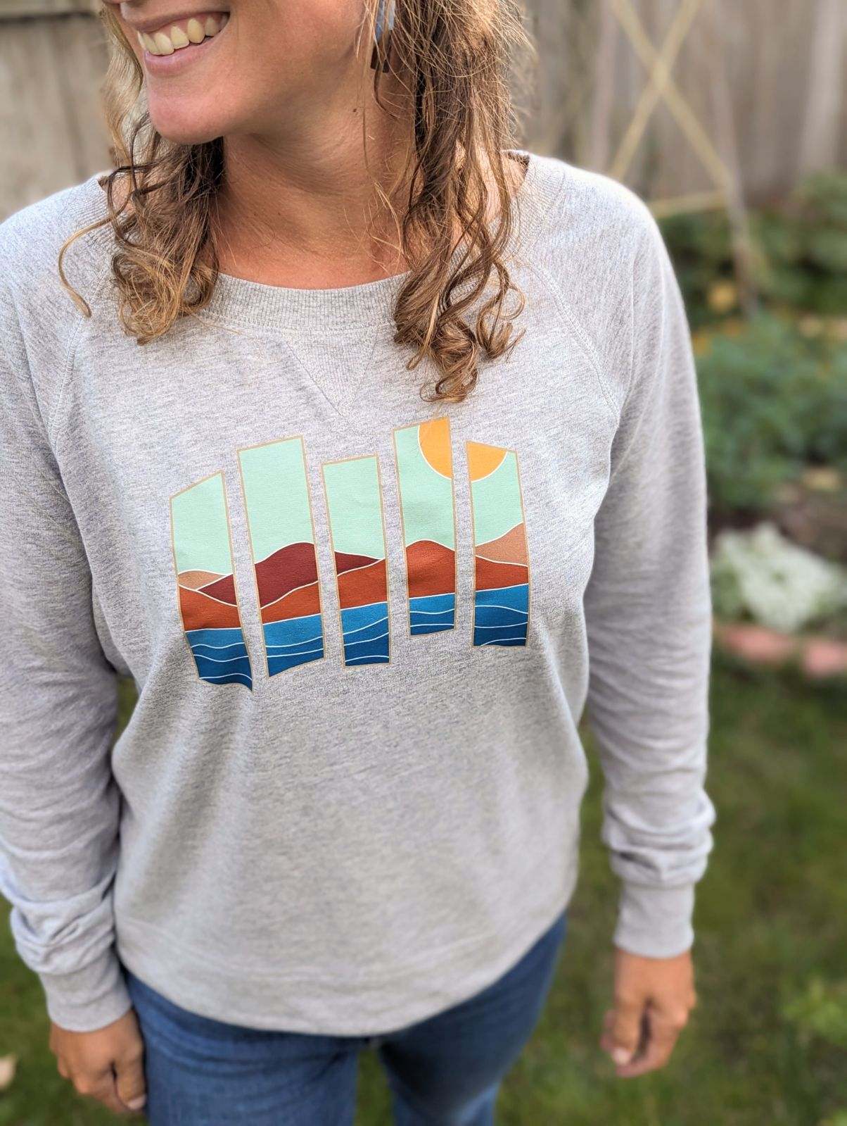Pane Ladies Long Sleeve Terry in Light Grey