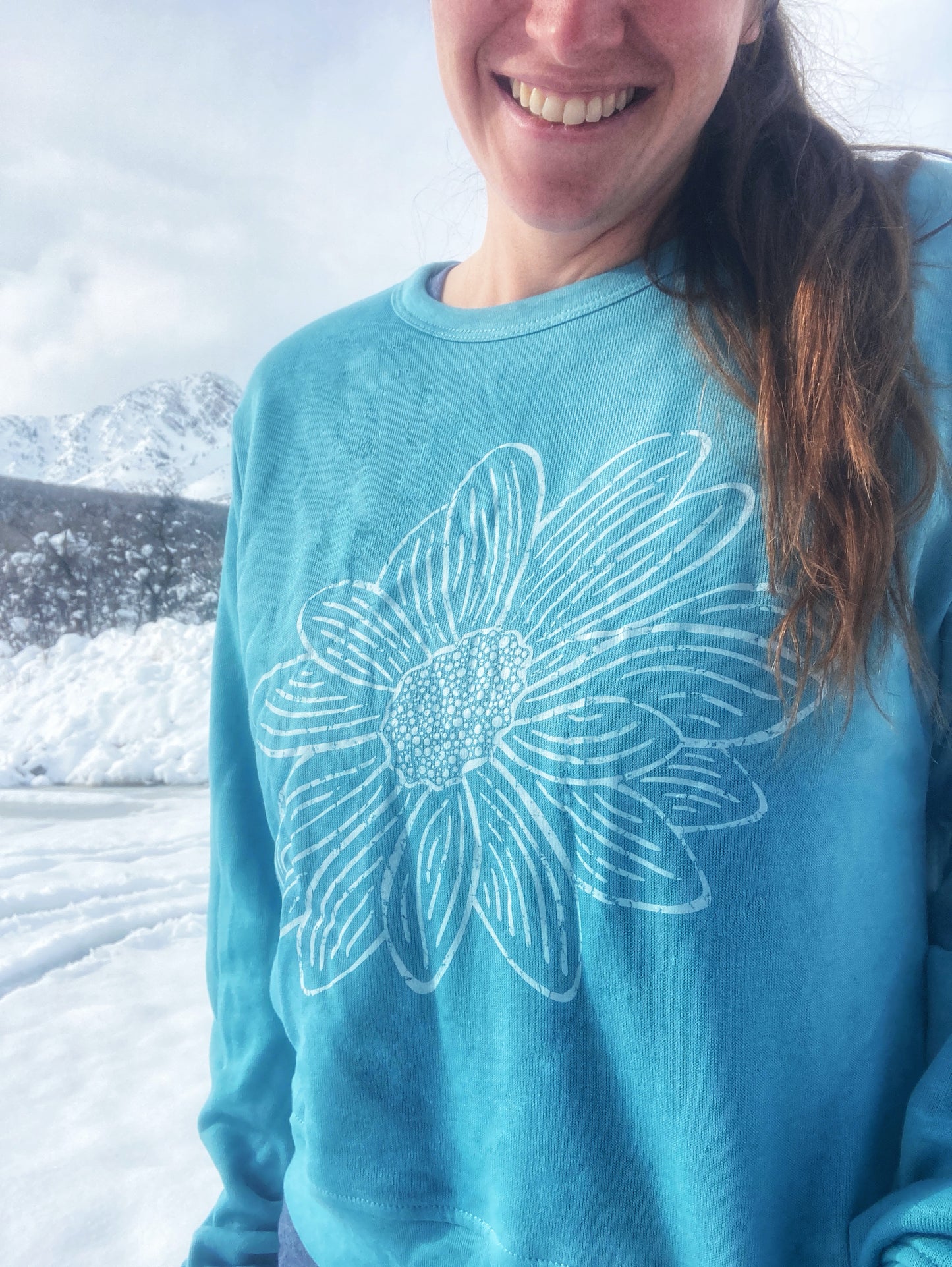 Daisy Ladies Crew - Contour Creative
