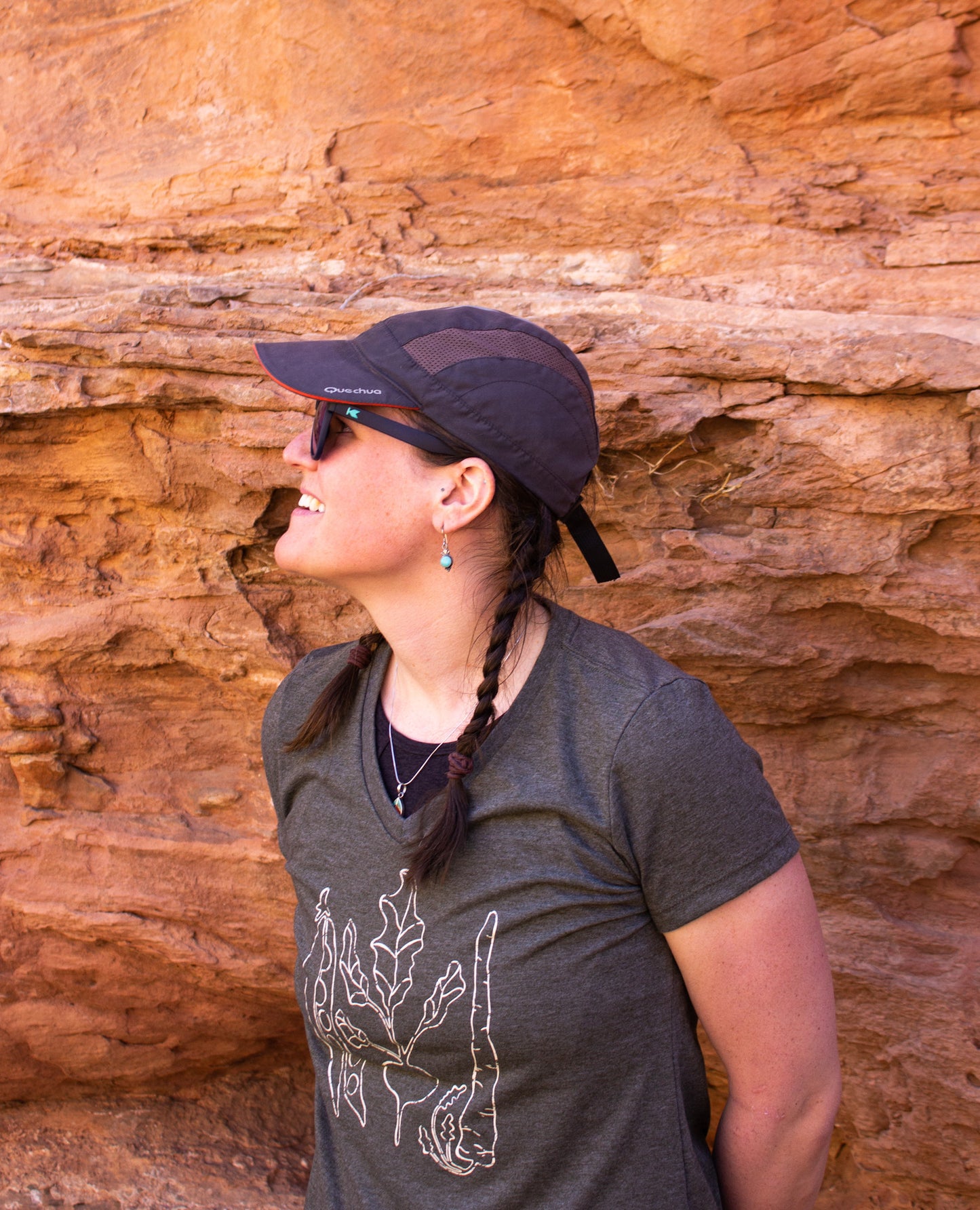 Veggies Ladies V Tee in Heathered Moss