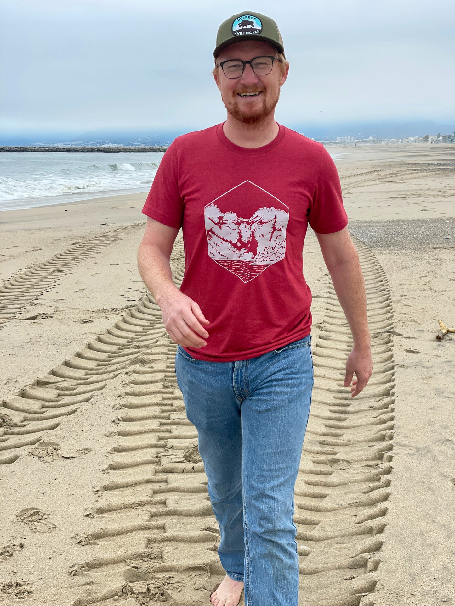 Victoria Unisex Tee in Heathered Cherry