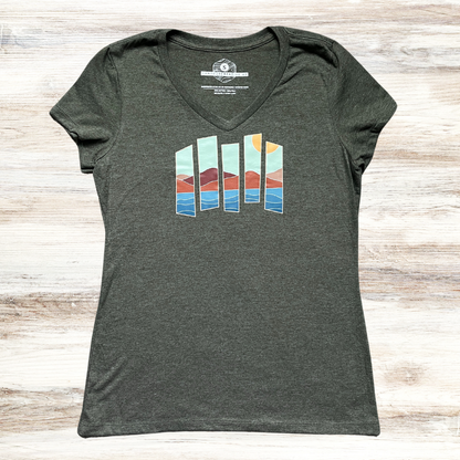 Pane Ladies V Tee in Heathered Moss