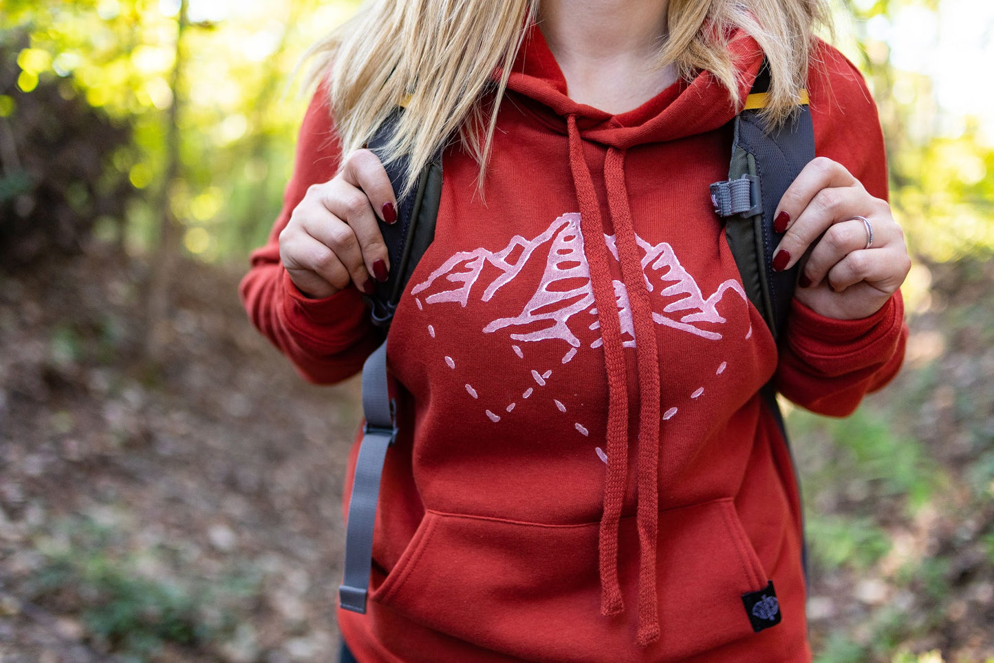 Tri Mountains Unisex Comfy Hoodie - Contour Creative