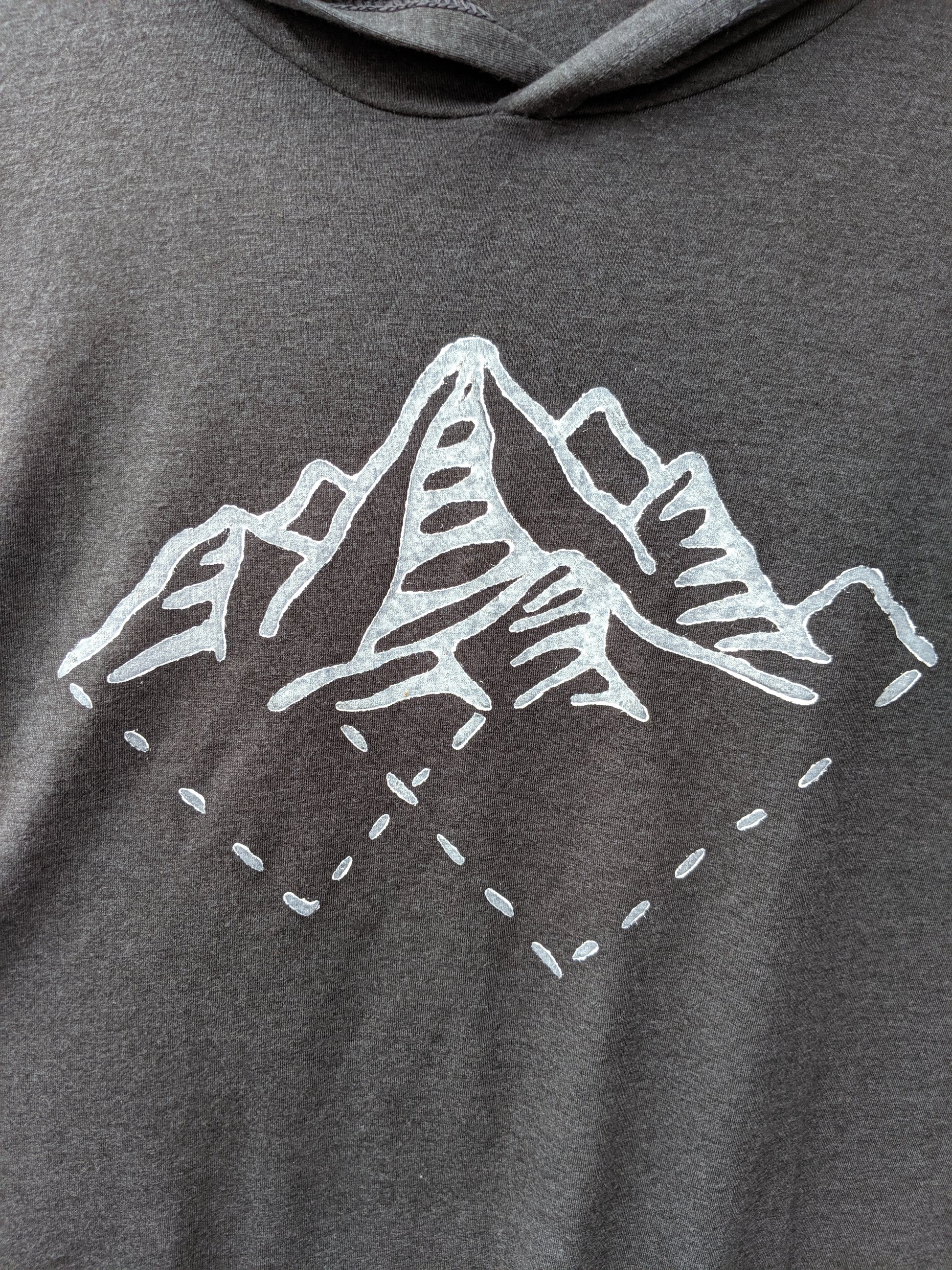 Tri Mountains Unisex Long Sleeve Hoodie Tee - Contour Creative